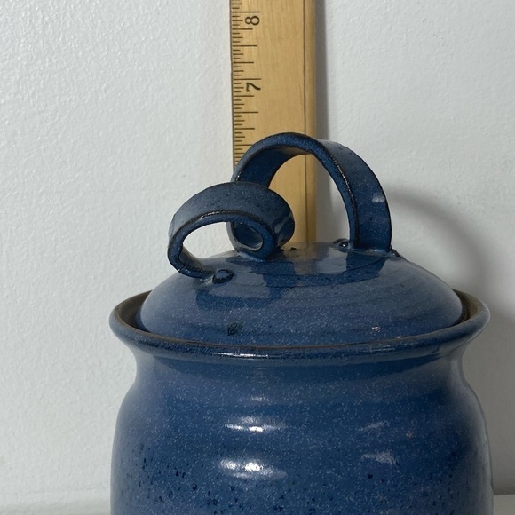 HANDMADE Wheel Thrown Pottery Jar with Lid Blue with White Design - Picture 9 of 13